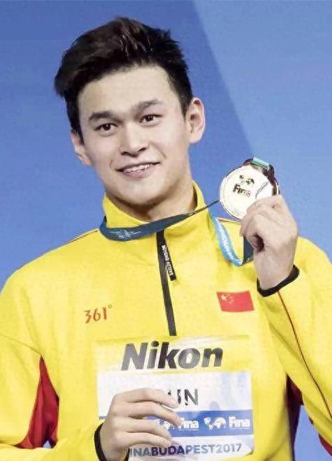 孙杨200米自由泳选手犯规